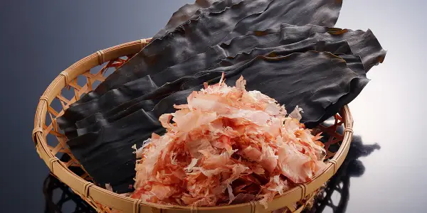 こだわりの"秘伝出汁"